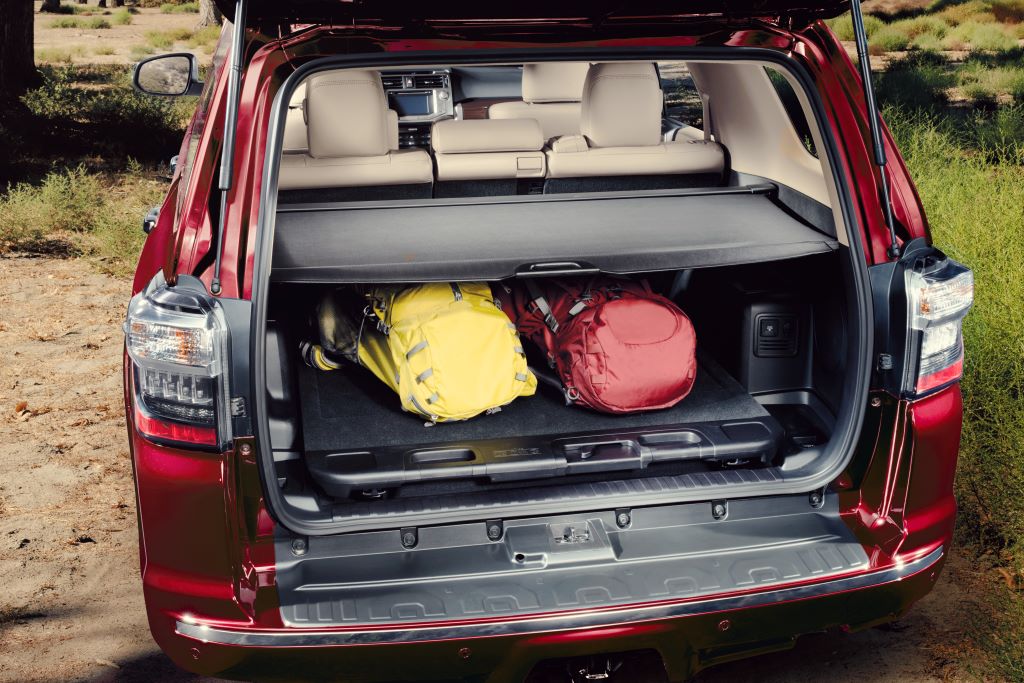 beaverton-toyota-accessories-5-summer-road-trip-tips-its-not-too-late-4runner-cargo-cover