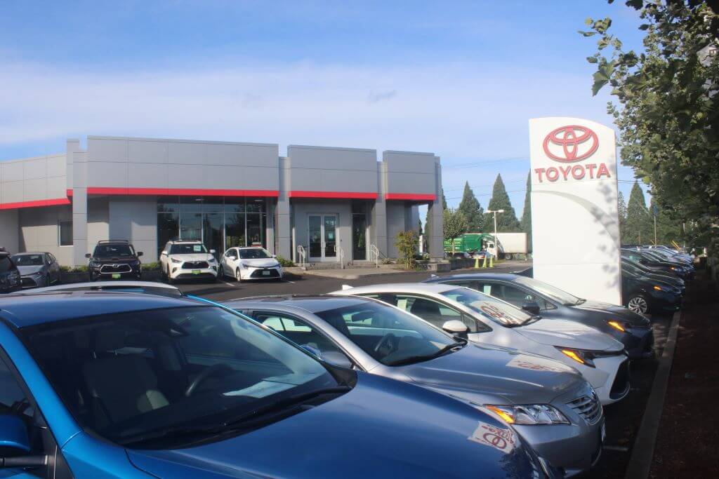 Why a Local Dealership Is Still the Best Way to Buy a Toyota