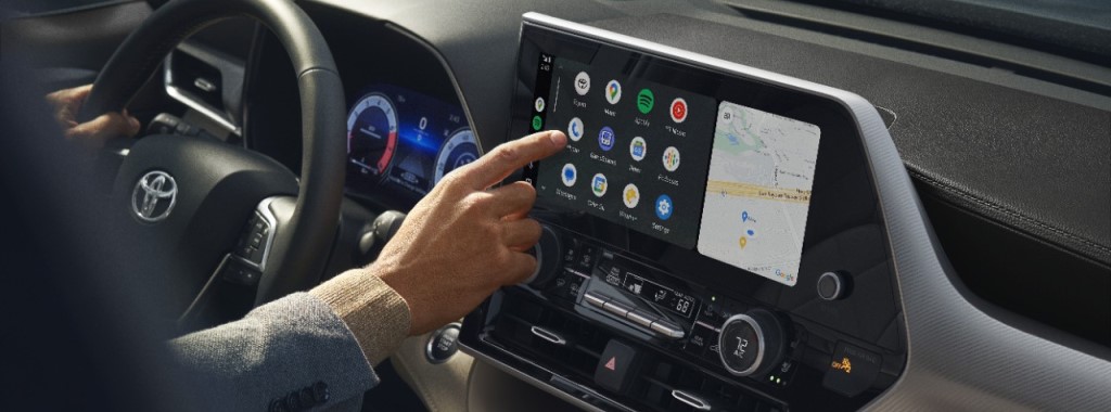 Navigating the Features of Toyota’s Advanced Infotainment Systems 